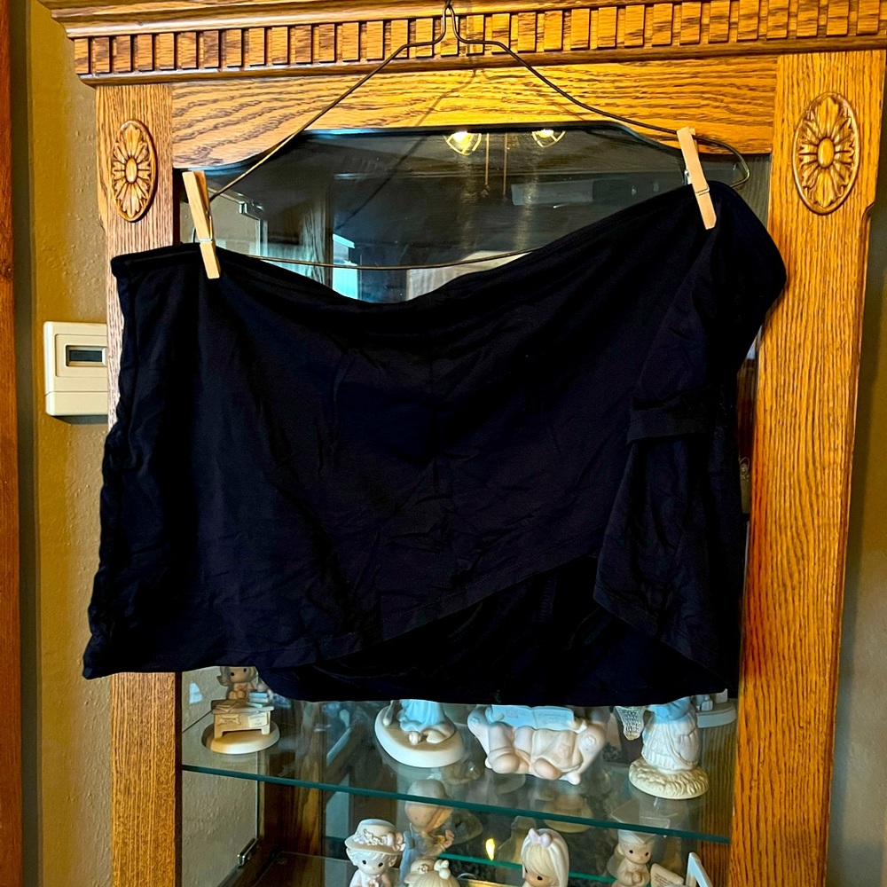Anne Cole Women’s Swim Skirt Size 20 Black